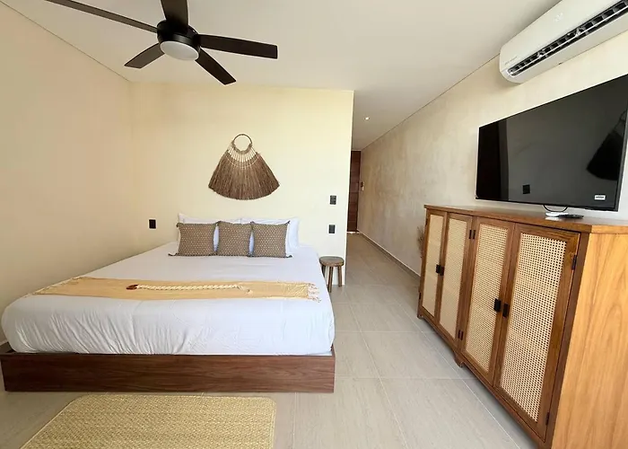 Ph De 2 Rec, Gim, Cine Y Jacuzzi Privado En * Tulum