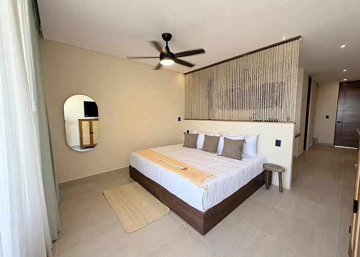 Ph De 2 Rec, Gim, Cine Y Jacuzzi Privado En * Tulum