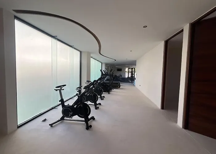 Apartment Ph De 2 Rec, Gim, Cine Y Jacuzzi Privado En